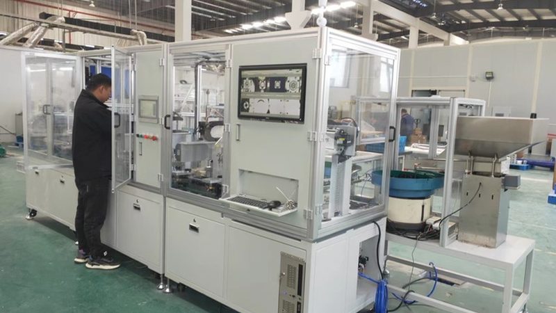 在选型过程中，要关注以下关键性能指标：